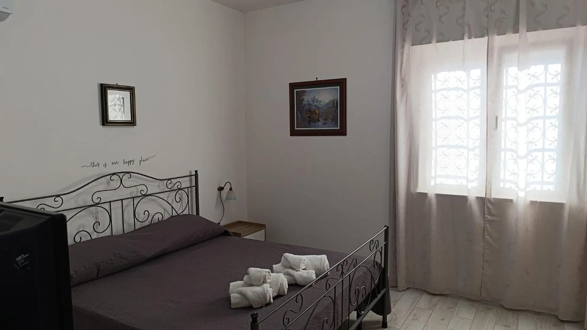 Villa Pinella Palermo 0*,