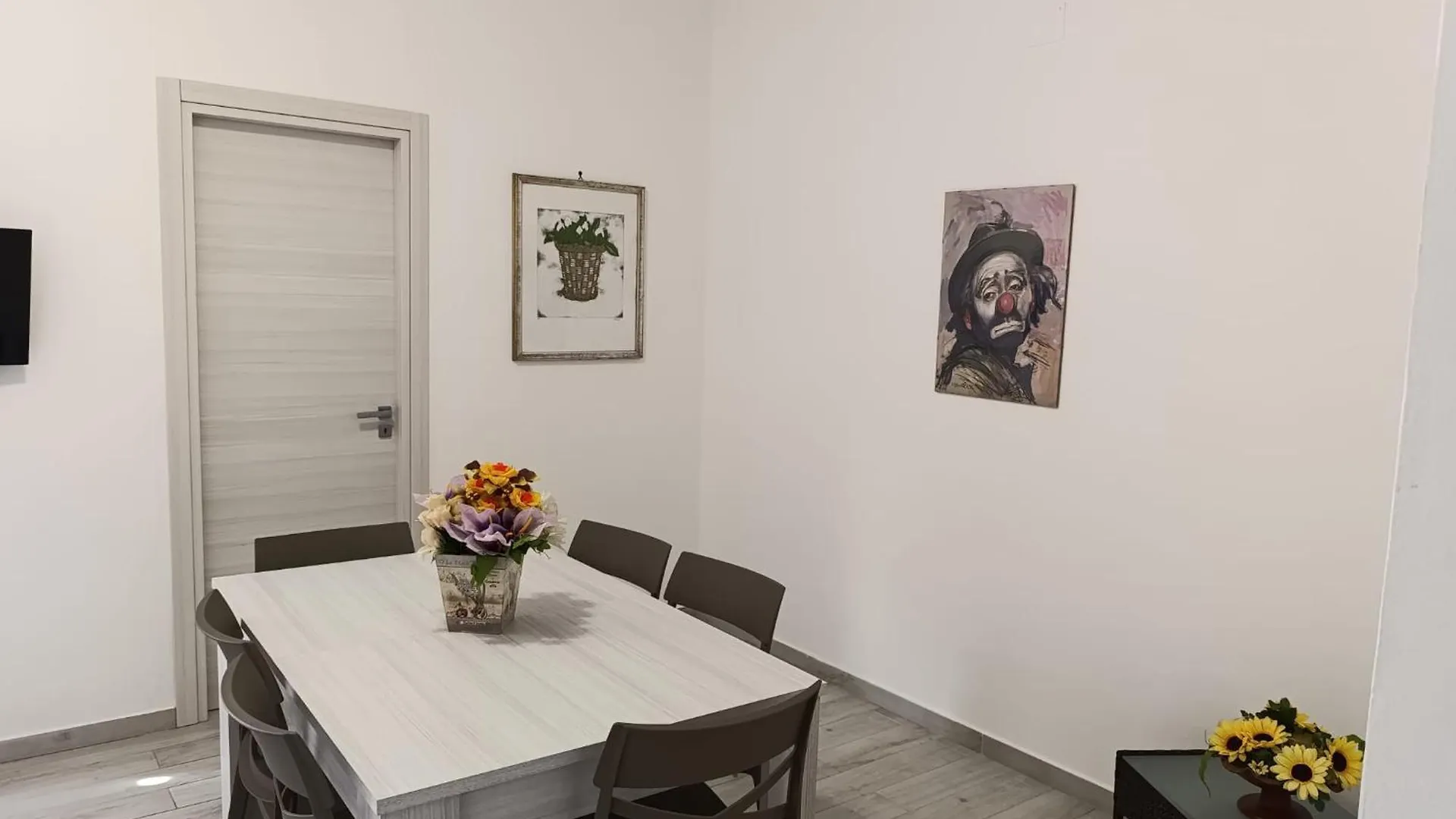 Villa Pinella Palermo 0*,  Italia